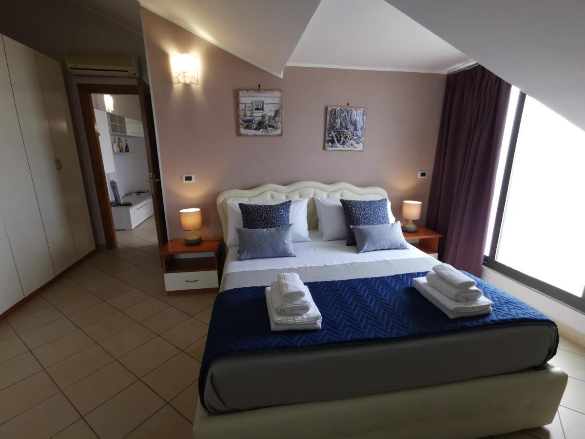 B&B Louise Santa Maria Capua Vetere Exterior foto
