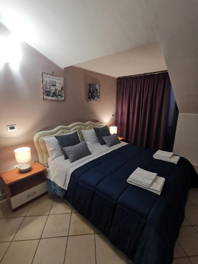 B&B Louise Santa Maria Capua Vetere Exterior foto